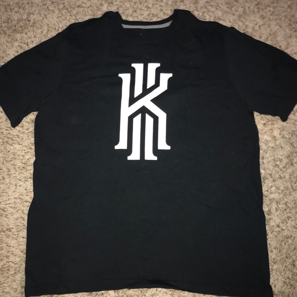 Kyrie tshirt